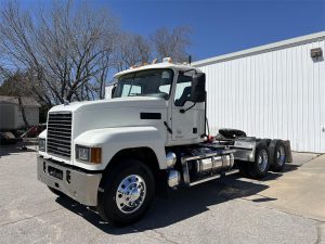 2020 MACK PINNACLE 64T 9005232380