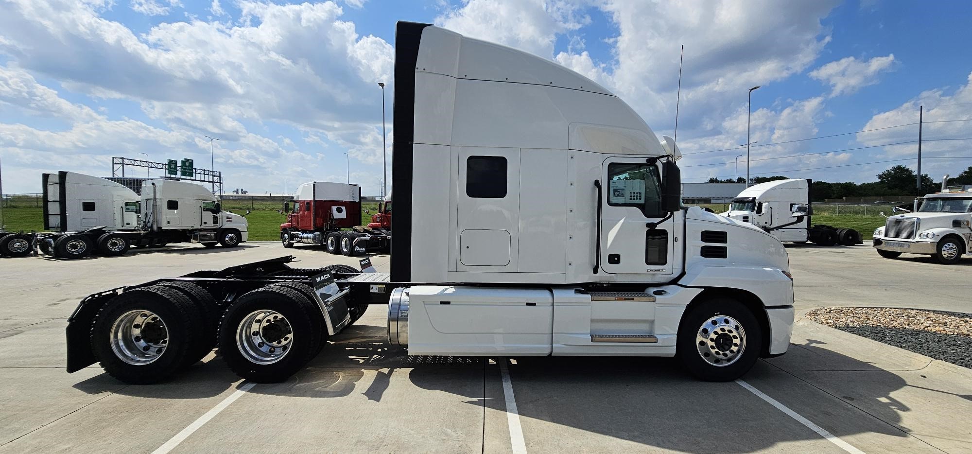 2024 MACK ANTHEM 64T - image 6 of 6