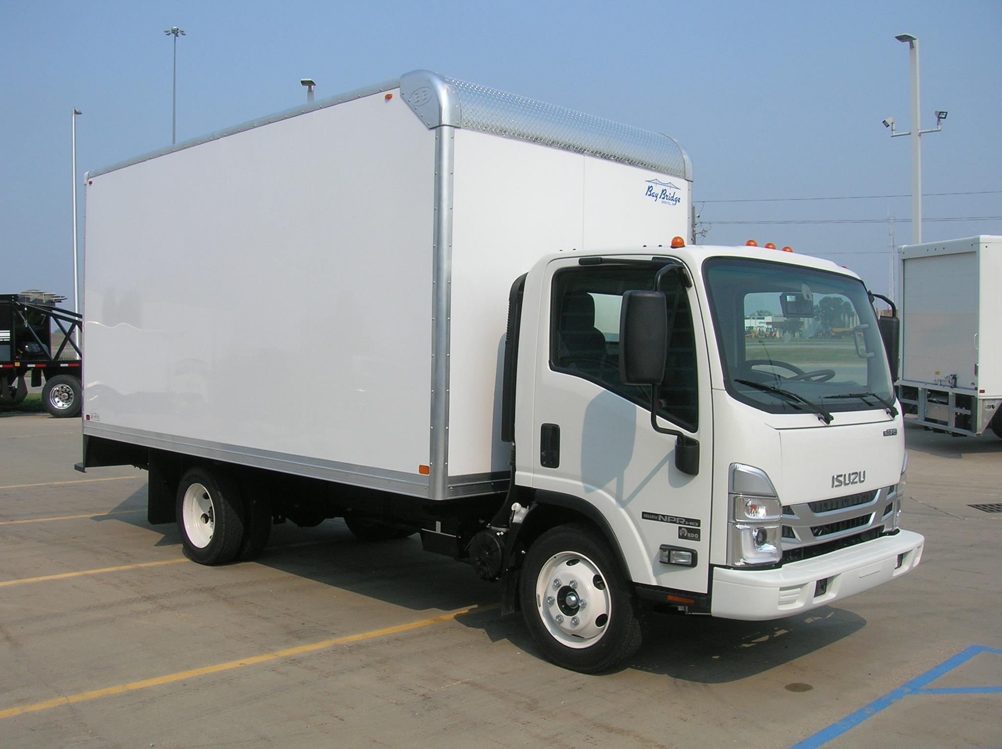 2025 ISUZU NPR HD - image 3 of 6