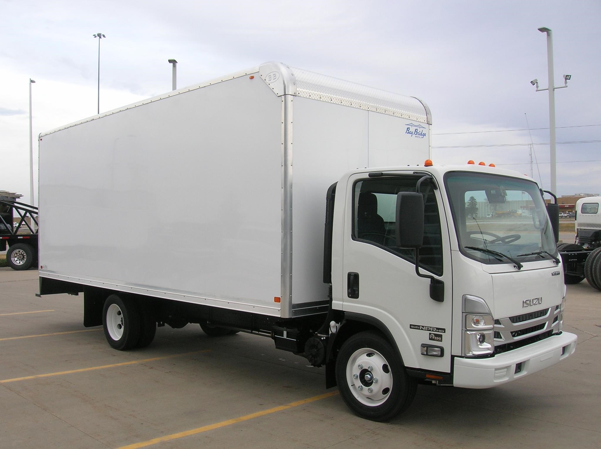 2025 ISUZU NPR HD - image 3 of 6