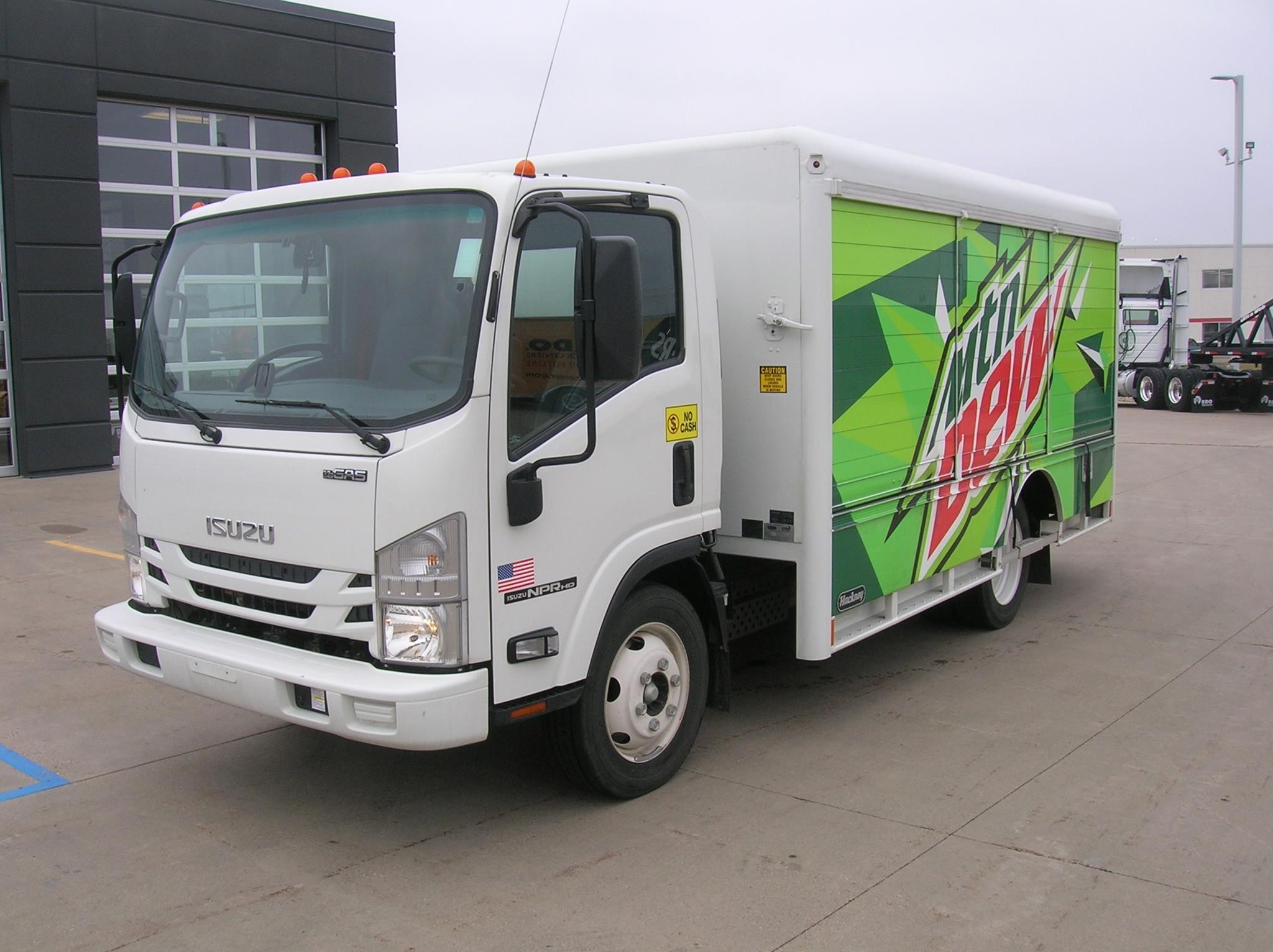 2022 ISUZU NPR HD - image 1 of 6