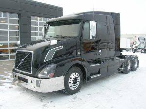 2017 VOLVO VNL64T630 9032224189