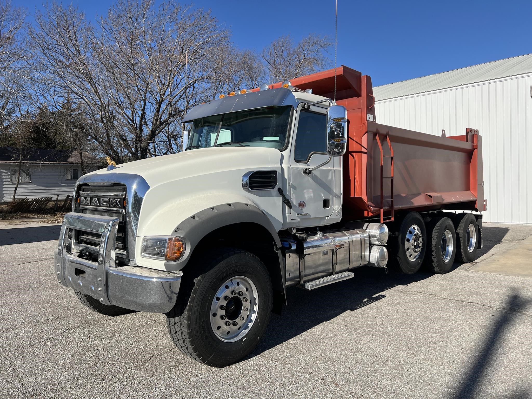 2025 MACK GRANITE 84FR - image 1 of 6