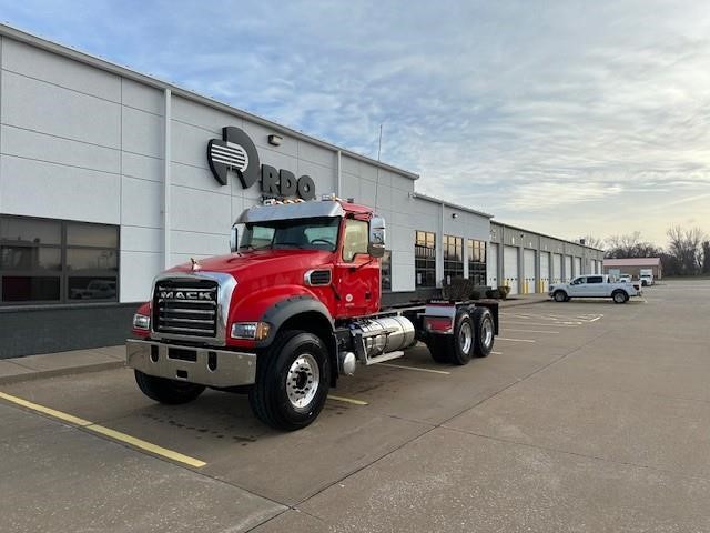 2025 MACK GRANITE 64FR - image 2 of 6