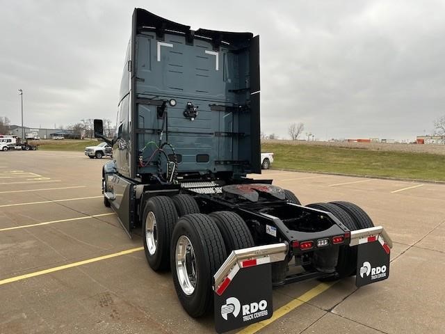 2025 VOLVO VNL64T860 - image 6 of 6