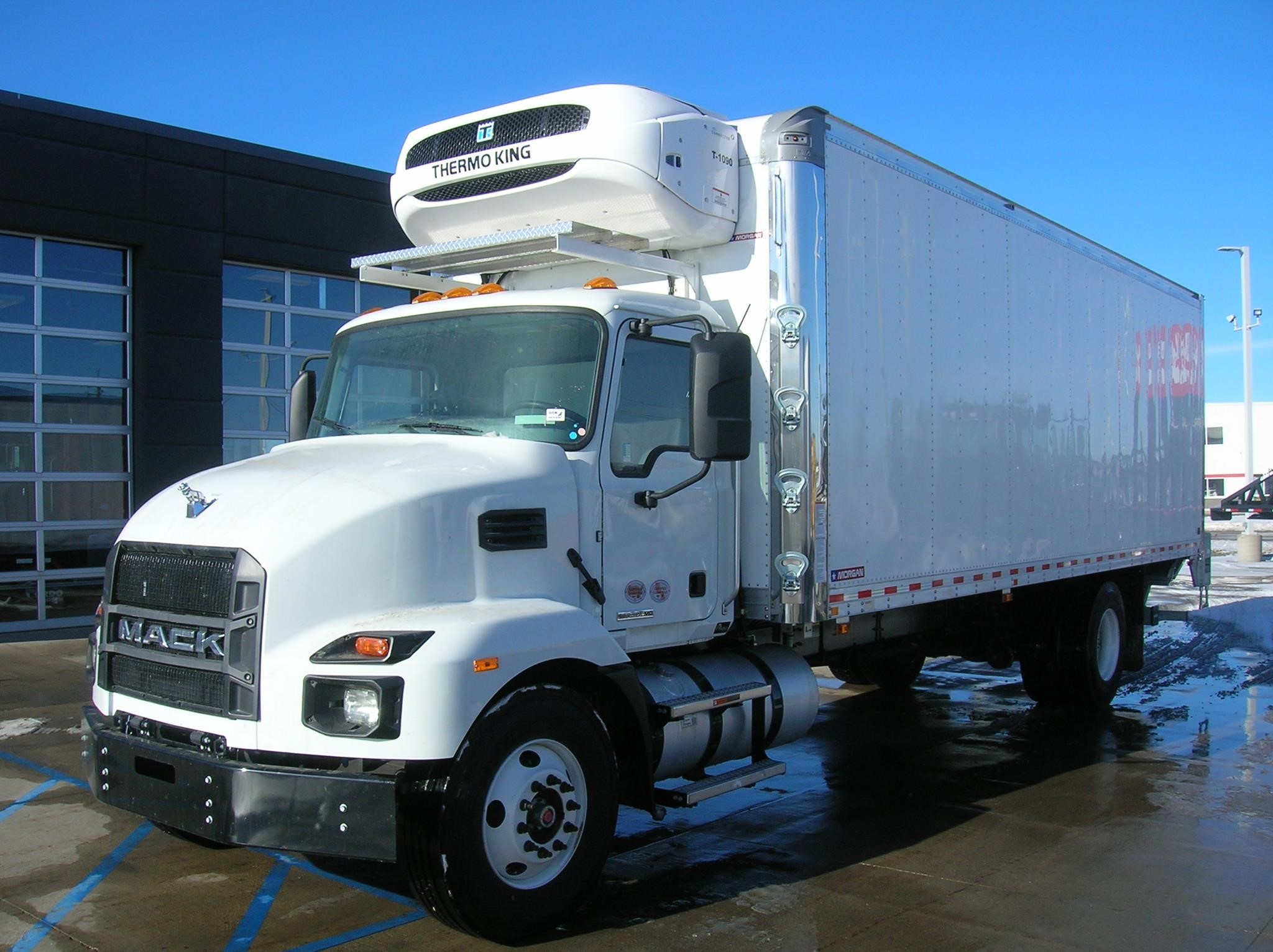 2025 MACK MD6 - image 1 of 6