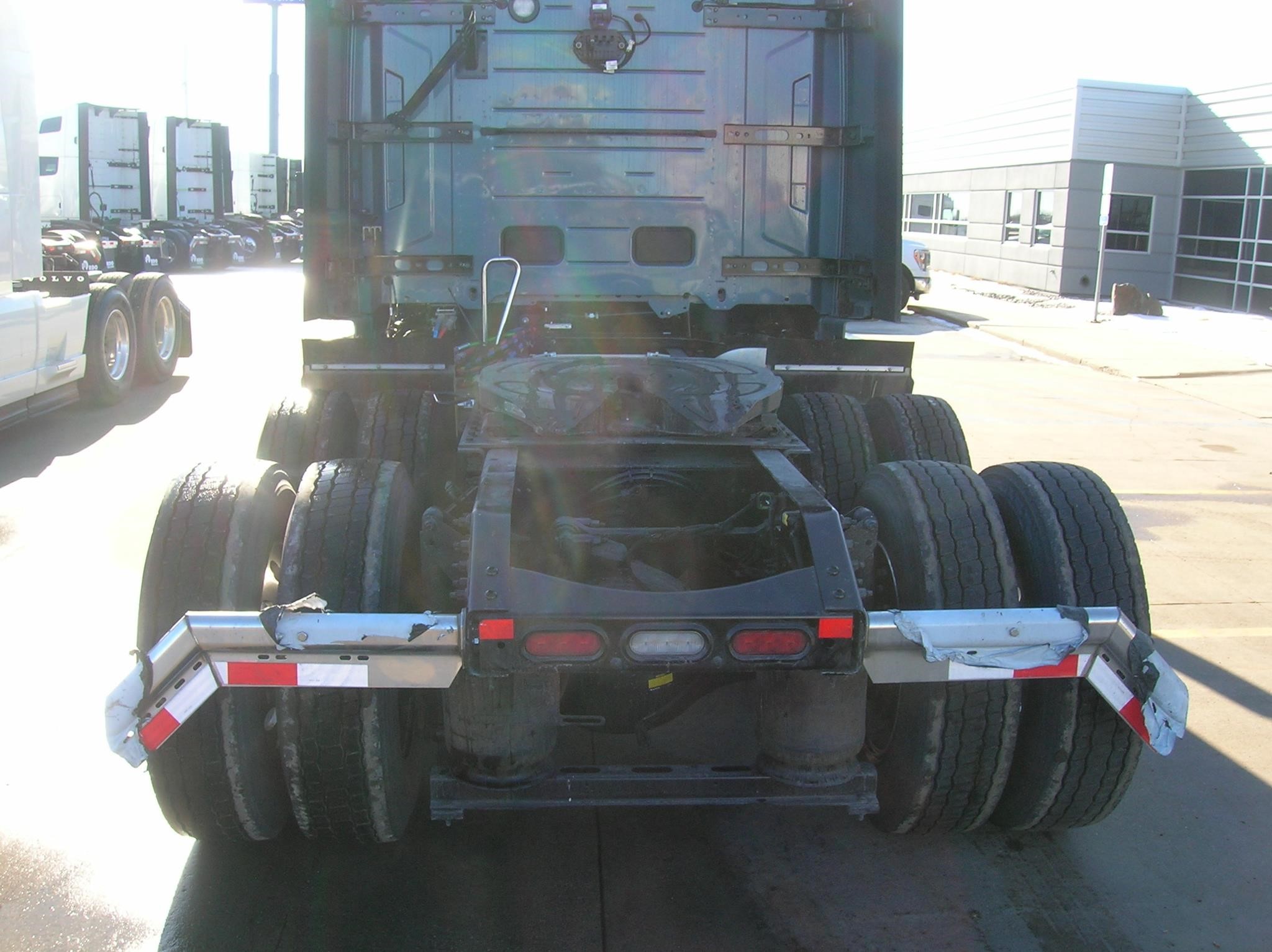 2025 VOLVO VNL64T860 - image 6 of 6